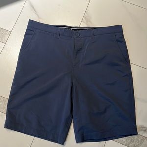 Johnnie-o shorts size 35